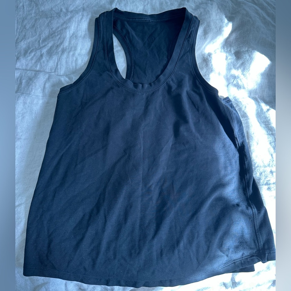 Lululemon black razorback tank top